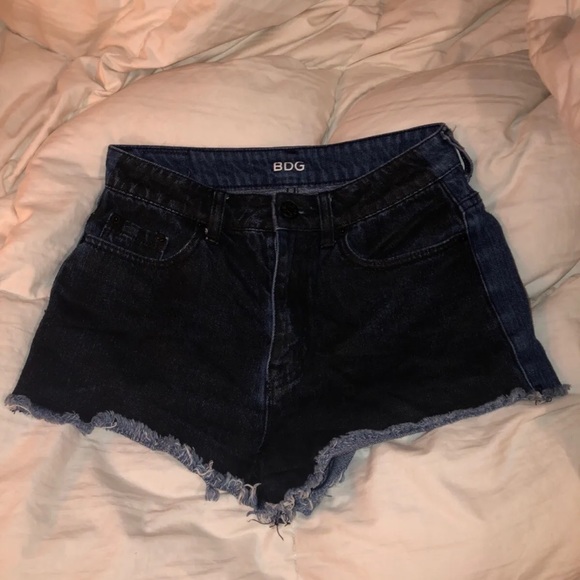 BDG Urban Outfitters Size 26W High Rise Dree Cheeky Denim Shorts - Picture 3 of 6